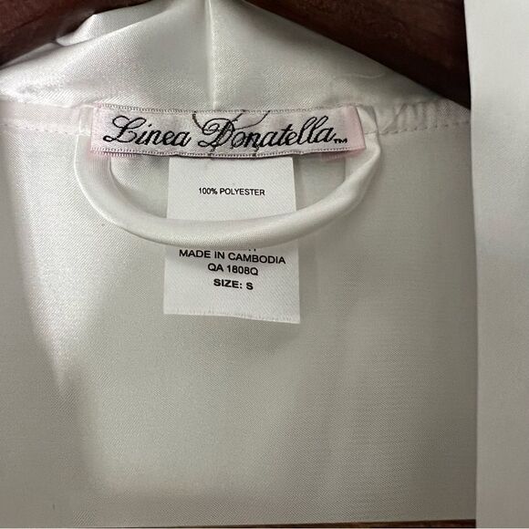 Linea Donatella Mrs. Embroidered Wrap Satin Bride Robe - Picture 4 of 5